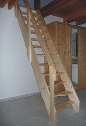 Atypické schody, odvozené od typu Mlynár, realizace na zakázku
