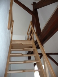 Atypické schody, odvozené od typu Mlýn klasik, realizace na zakázku